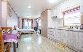 Ganghwa White Stone Pension