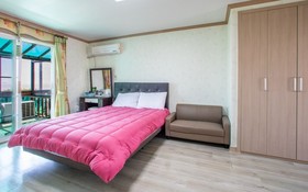 Ganghwa White Stone Pension