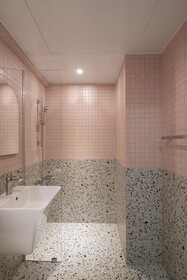 Glam Hotel