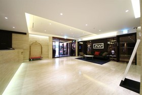 Golden Hotel