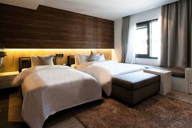 Golden Hotel