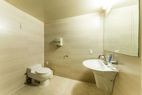 Goodstay Hotel C&