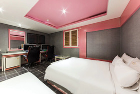 Goodstay Hotel C&