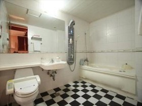 Goodstay Provence Hotel