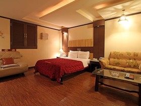 Goodstay With Hotel