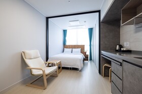Grandbleu Hotel & Residence
