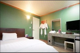 H Motel