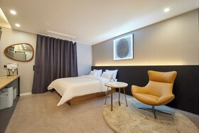 Hotel Carlton