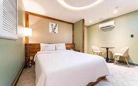 Hotel Juno