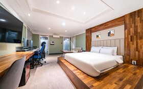 Hotel Juno
