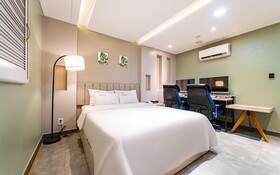 Hotel Juno