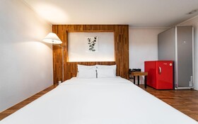 Hotel Juno