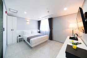 Hotel Legend