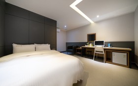 Hotel Lime