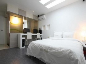 Hotel Travel