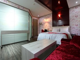 Hotel Wow