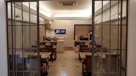 Incheon Airport Queen