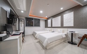 Incheon Crystal Hotel