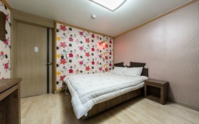 Incheon Hill House