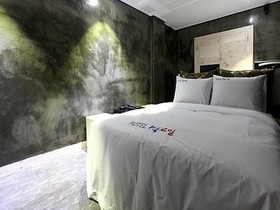 One Night Two Day Hotel