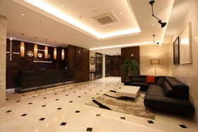 R. Lee Suite Hotel Ganseok