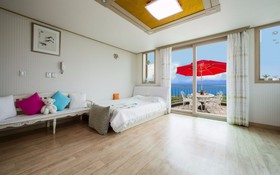 Seokmodo White Wing Pension