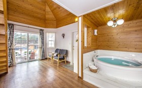 Seonjedo Iris Pension