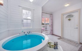 Seonjedo Iris Pension