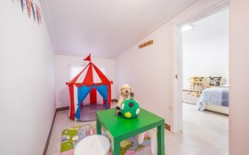 Seonjedo Iris Pension
