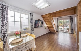 Seonjedo Iris Pension