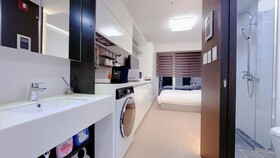 Shine Hotel