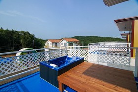 Sunrise Pension