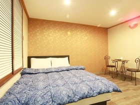 W Motel
