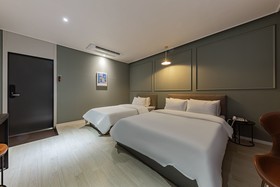 Brown Dot Hotel Jecheon