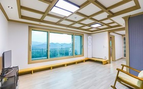 Four Seasons Pension Jecheon