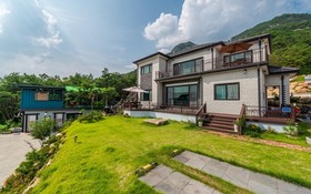 Four Seasons Pension Jecheon