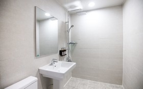 Jecheon Case Hotel