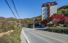 Jecheon Cheongpung Bali Hotel