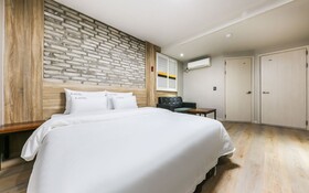 Jecheon Hotel K