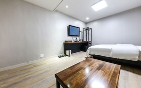 Jecheon Hotel K