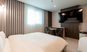 Jecheon Hound Hotel