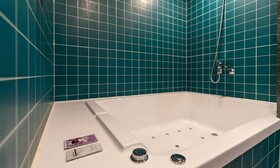 Jecheon Hound Hotel