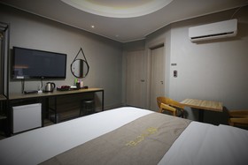 Jecheon M Motel