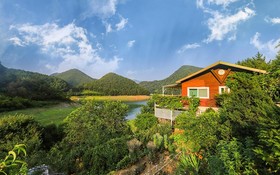 Jecheon Noksuwa Cheongsanuijip Pension