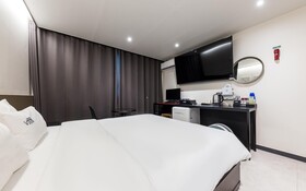 Jecheon View Hotel