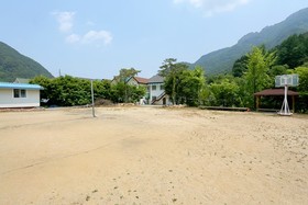 Worak Pensionville Gauguin's House