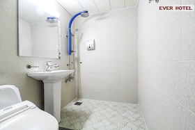 Ever Hotel