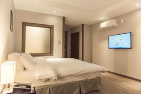 Hotel Check Inn