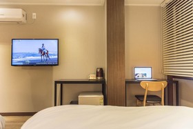 Hotel Check Inn