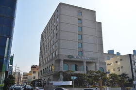 Staz Hotel Jeju Robero
